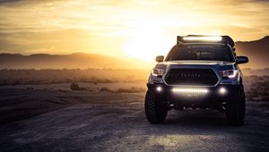 Preview wallpaper toyota tacoma, toyota, suv, headlight