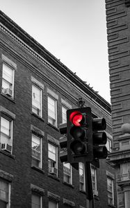 Preview wallpaper traffic light, city, buildings, red, glow