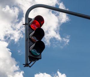 Preview wallpaper traffic light, lights, red, stop