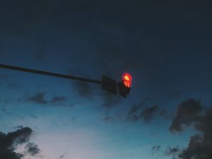 Preview wallpaper traffic light, pillar, red, glow, sky