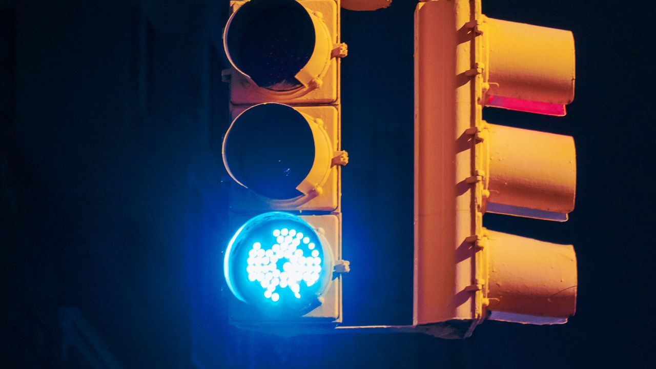 Wallpaper traffic light, signal, green, light, bright