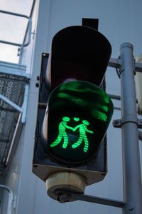 Preview wallpaper traffic light, silhouettes, love, signal