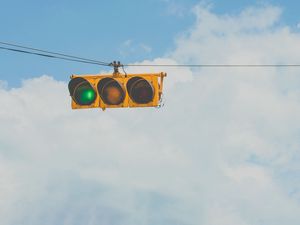 Preview wallpaper traffic light, sky, clouds