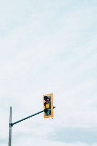 Preview wallpaper traffic light, sky, minimalism