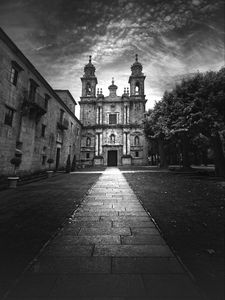 Preview wallpaper trail, bell tower, tower, building, black and white