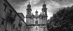 Preview wallpaper trail, bell tower, tower, building, black and white