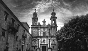 Preview wallpaper trail, bell tower, tower, building, black and white