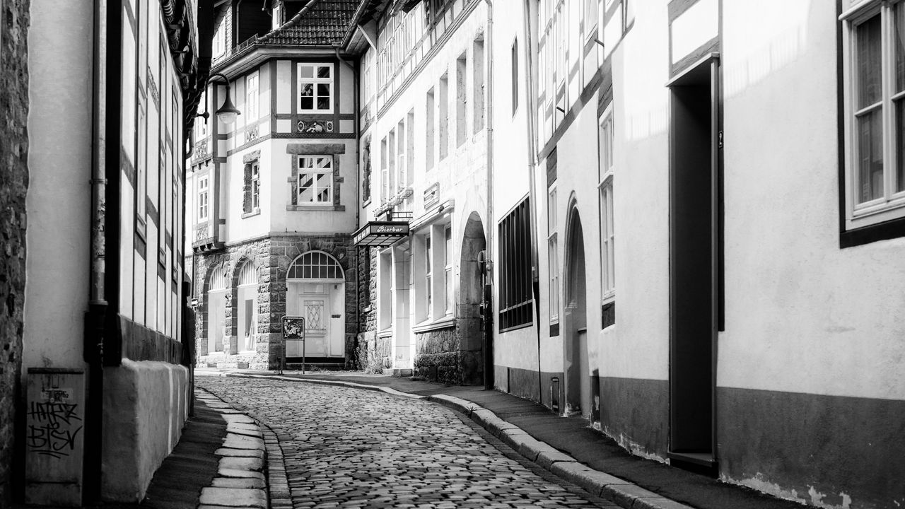 Wallpaper trail, buildings, architecture, city, bw