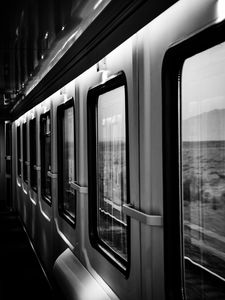 Preview wallpaper train, windows, bw, gray