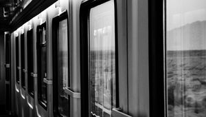 Preview wallpaper train, windows, bw, gray