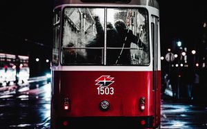 Preview wallpaper tram, night, city, transport