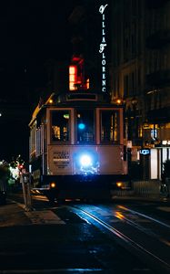 Preview wallpaper tram, street, lights, night