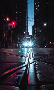 Preview wallpaper transport, night city, lights, road