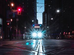 Preview wallpaper transport, night city, lights, road