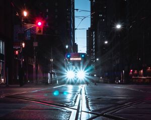 Preview wallpaper transport, night city, lights, road