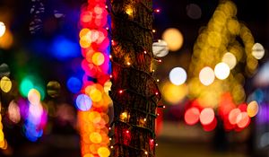 Preview wallpaper tree, bark, garland, bokeh, colorful, holiday