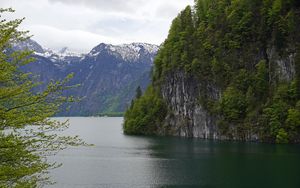 Preview wallpaper tree, branches, mountains, lake, landscape