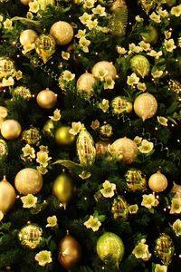 Preview wallpaper tree christmas decorations, gold, new year, holiday