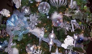 Preview wallpaper tree, christmas decorations, ornaments, snowflakes, icicles, ribbons, new year, holiday