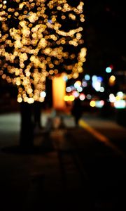 Preview wallpaper tree, garland, street, lights, bokeh, blur