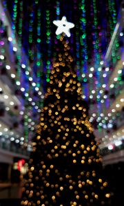 Preview wallpaper tree, garlands, lights, blur, new year, christmas