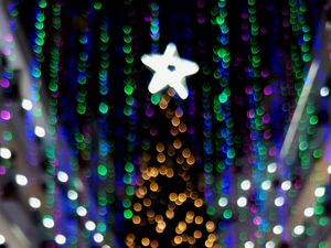 Preview wallpaper tree, garlands, lights, blur, new year, christmas