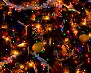 Preview wallpaper tree, holiday, candles, ornaments, garlands, toys