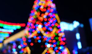 Preview wallpaper tree, lights, glare, colorful, blur