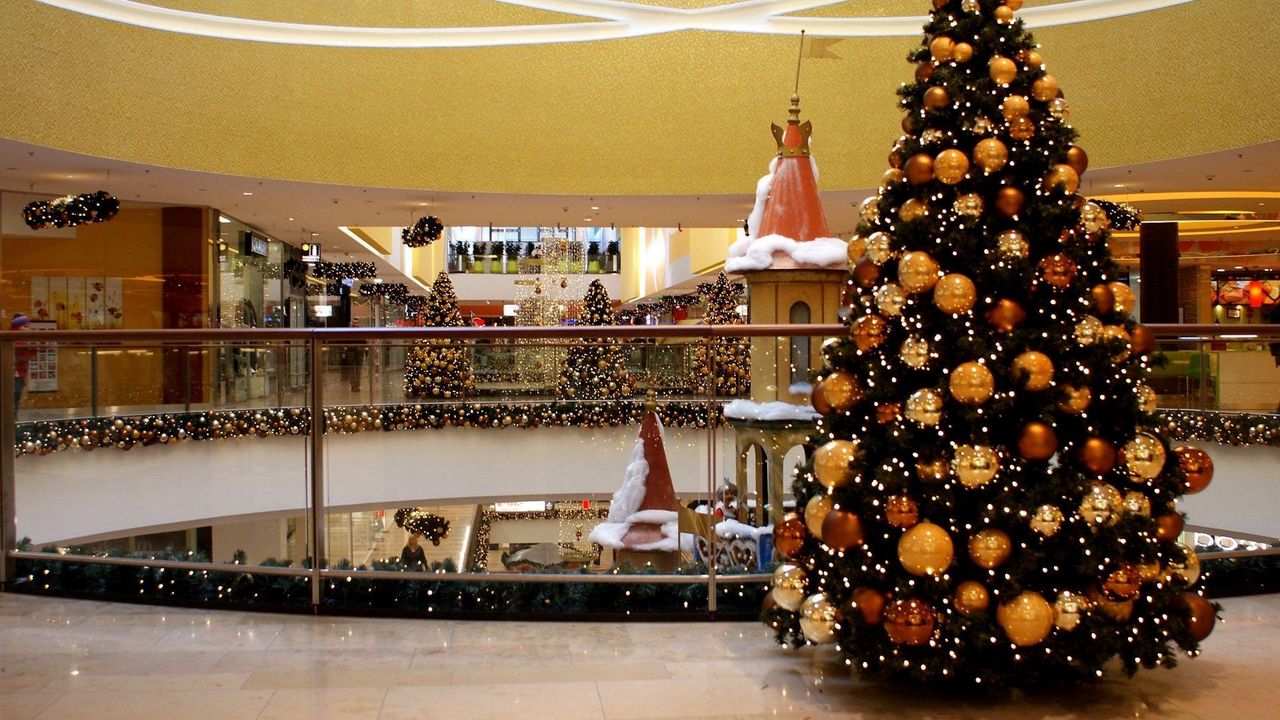 Wallpaper tree, shopping center, holiday, christmas, vanity, new year, mood