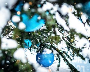 Preview wallpaper tree, snow, decoration, baubles, new year, christmas