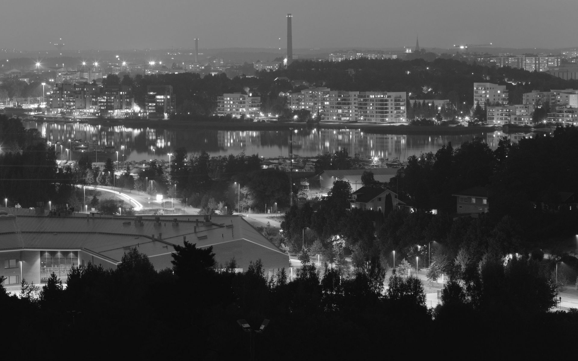 1920x1200 Wallpaper trees, city, buildings, dark, bw