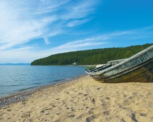 Preview wallpaper trees, coast, river, siberia, wood, sand, boat