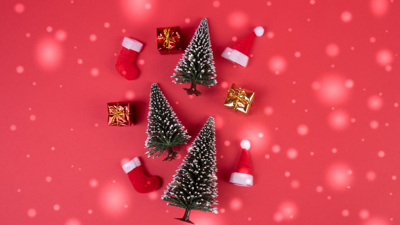 Wallpaper trees, gifts, new year, holiday, composition, red