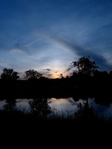 Preview wallpaper trees, river, silhouette, grass, night