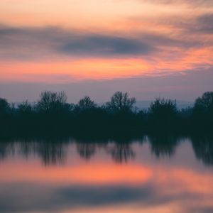 Preview wallpaper trees, river, sunset, horizon, reflection