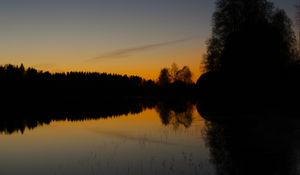 Preview wallpaper trees, silhouettes, lake, evening, dark