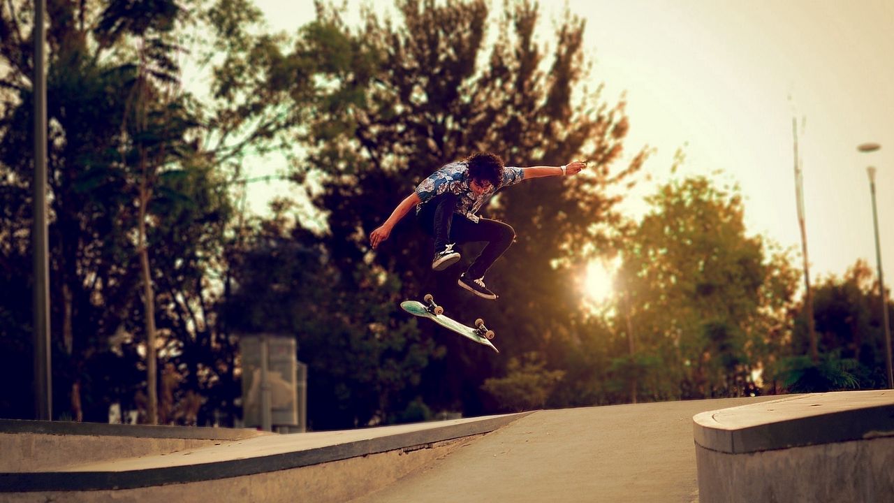 Wallpaper trees, skateboard, boy, skate, street