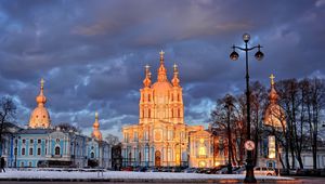 Preview wallpaper trees, st petersburg, smolny cathedral, lantern