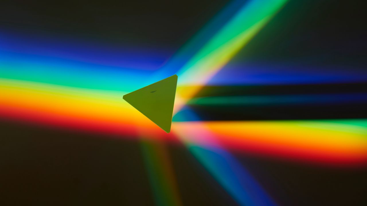 Wallpaper triangle, figure, rainbow, colorful