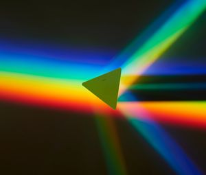 Preview wallpaper triangle, figure, rainbow, colorful