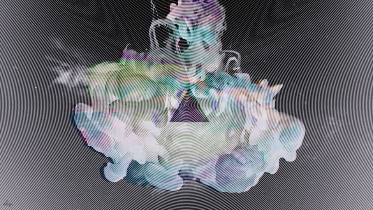 Wallpaper triangle, smoke, colored