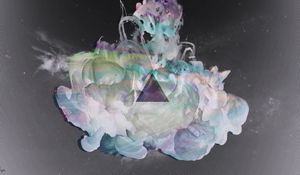 Preview wallpaper triangle, smoke, colored