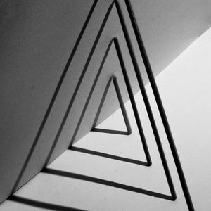 Preview wallpaper triangles, shadows, black and white