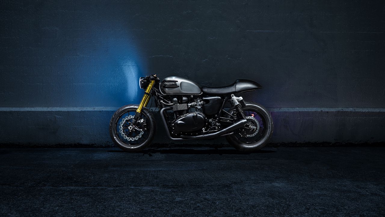 Wallpaper triumph bonneville, motorcycle, wall