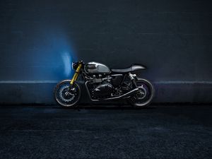 Preview wallpaper triumph bonneville, motorcycle, wall