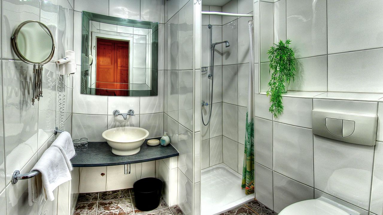 Wallpaper tub, tile, shower, toilet, sink, mirror, hdr