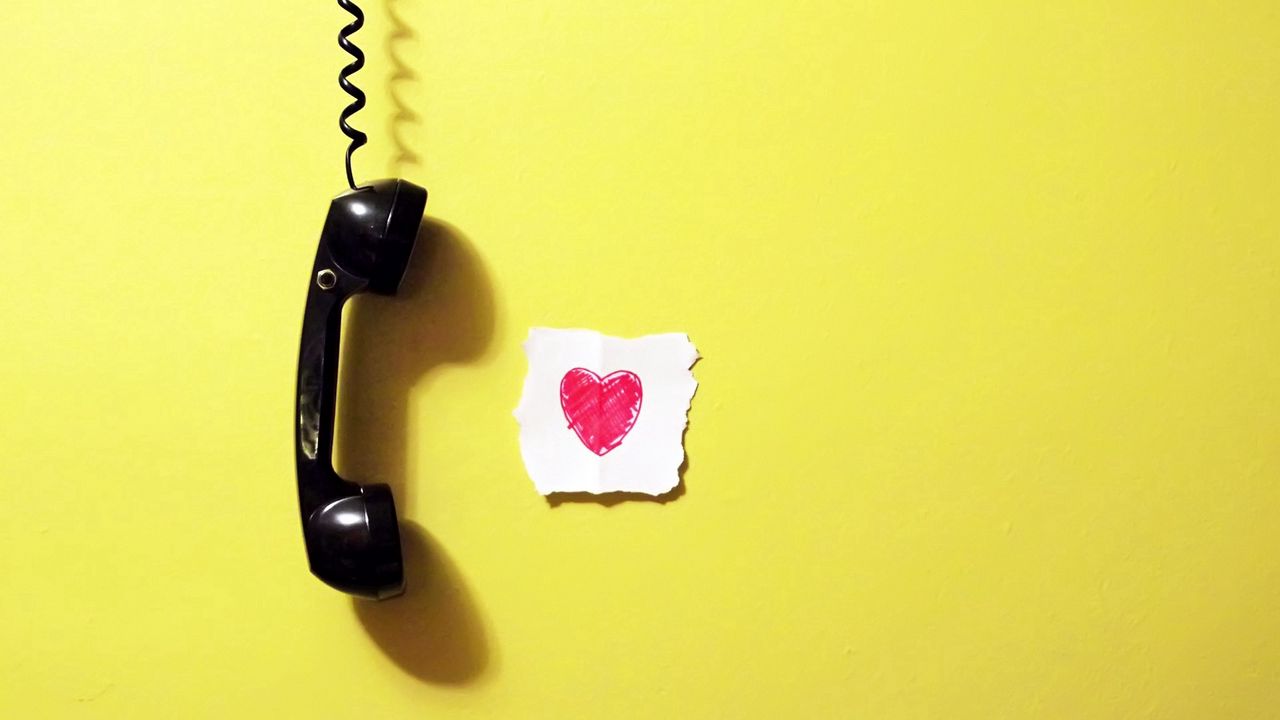 Wallpaper tube, heart, phone
