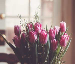 Preview wallpaper tulips, bouquet, pink, leaves, blur