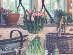 Preview wallpaper tulips, bouquet, vase