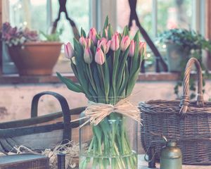 Preview wallpaper tulips, bouquet, vase